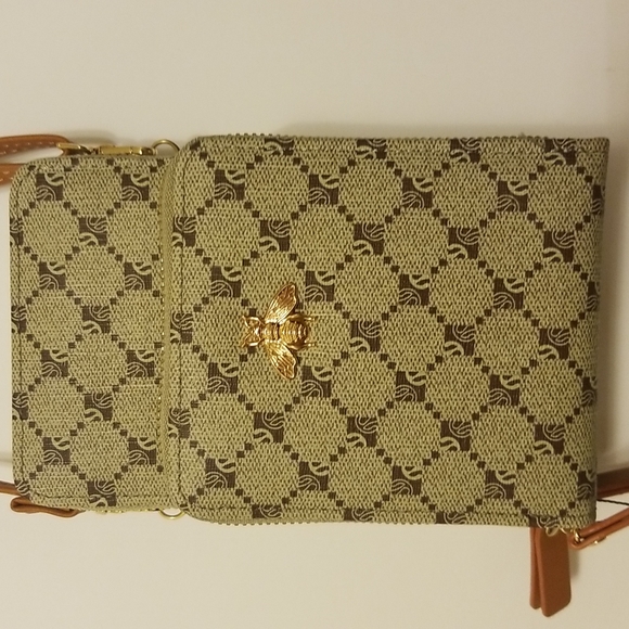 Purse - Picture 3 of 7